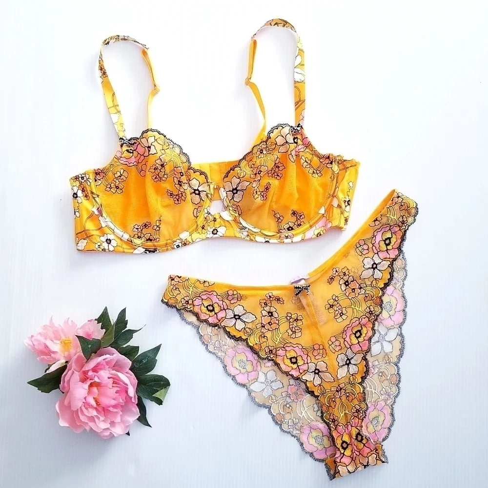 SAVAGE X FENTY Mod Poppy Bra & Panty Set 40D 1X Orange 🍊 Floral Lace